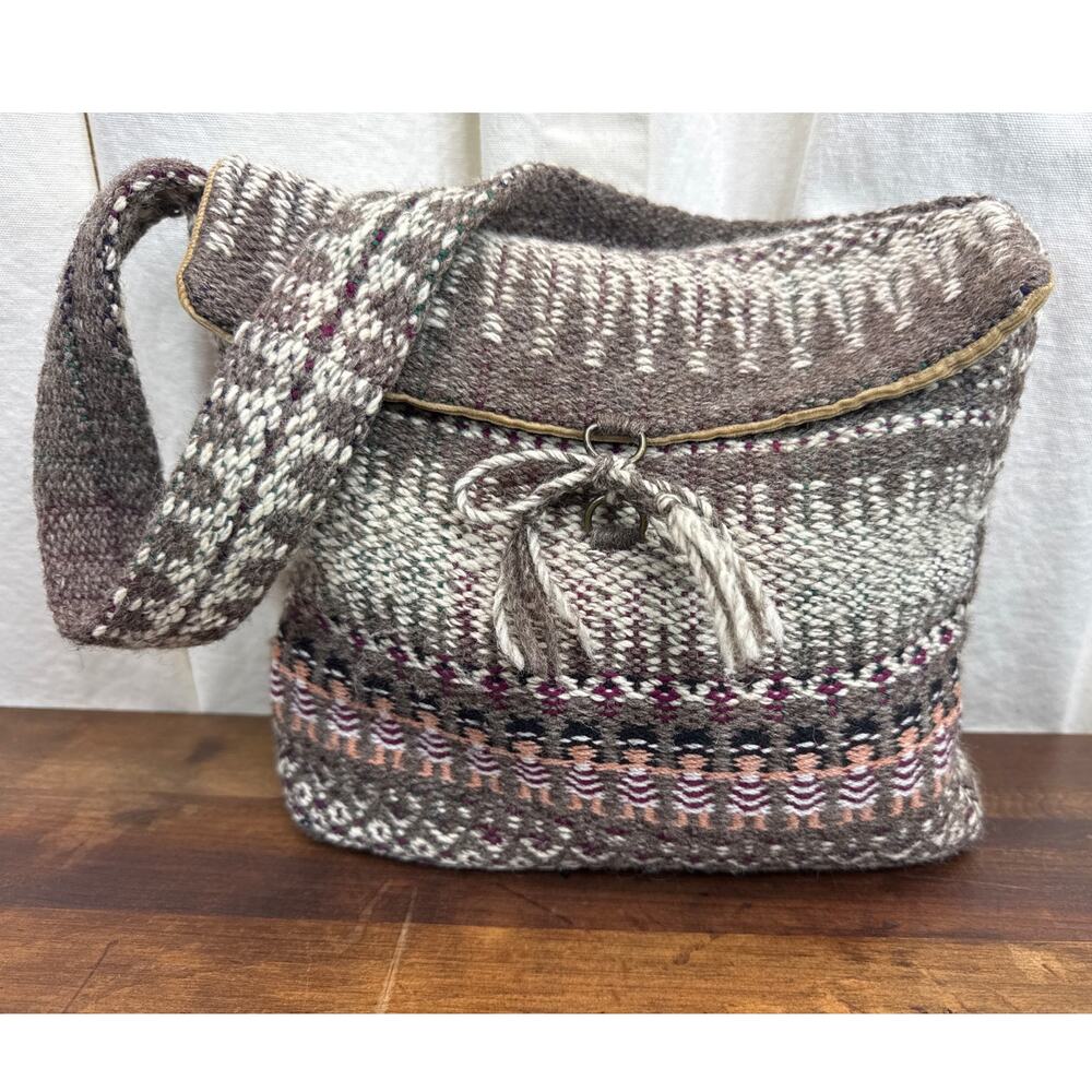 Fair Isle Woven Shoulder Bag Hobo Purse Geometric Tribal Design Neutral Colors